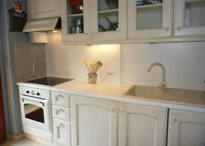 Hermitage Mimosa شقة